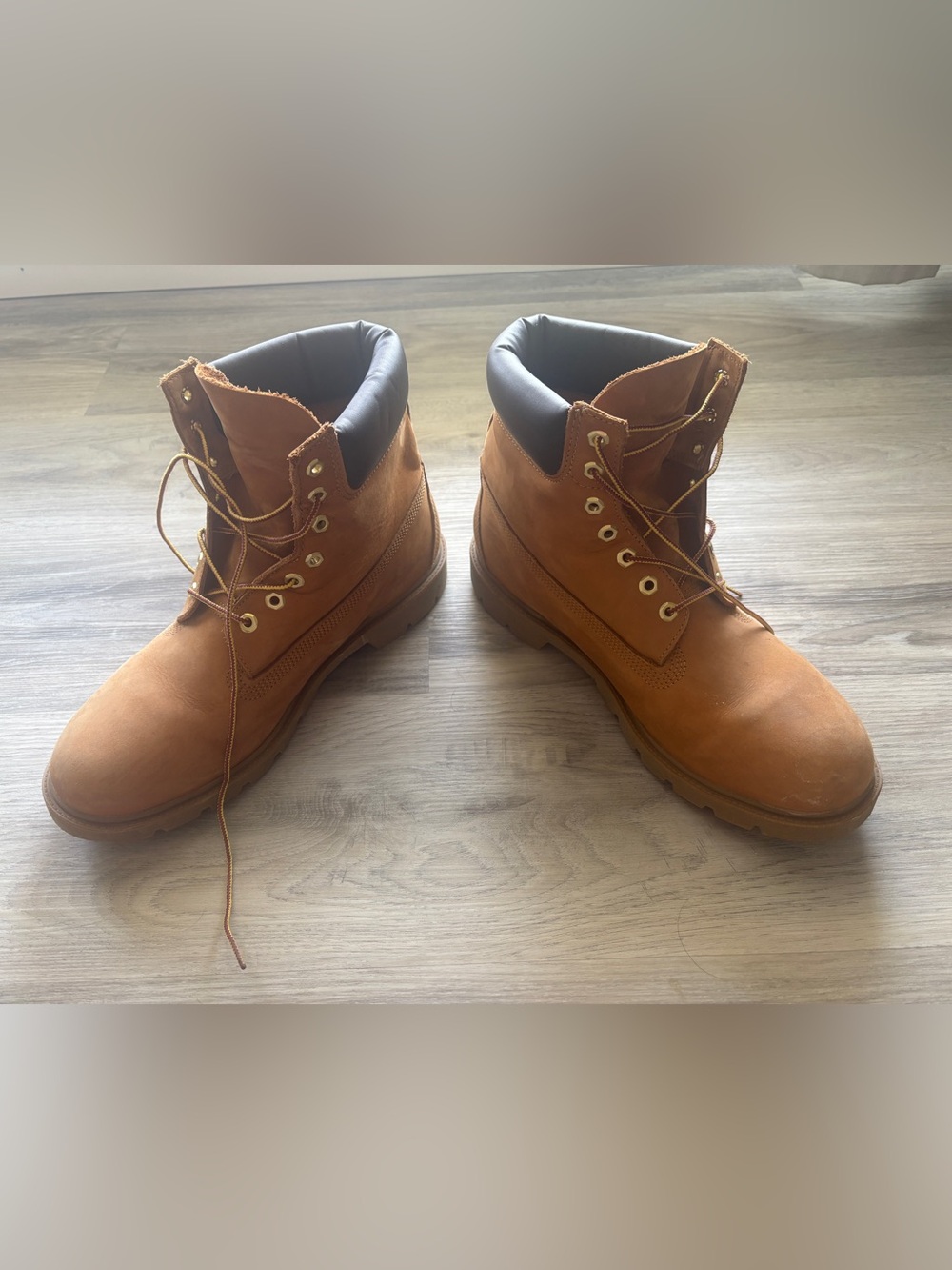Timberland Brown Leather Work Boots with Black Padded Collar